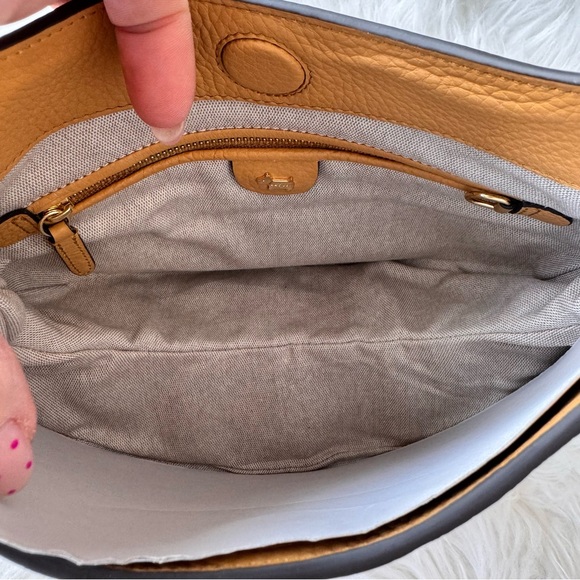 Cynthia Rowley Kensington Place Small Open Top Shoulder Bag Pecan NWT - Picture 11 of 16